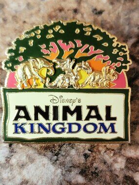 Vintage Disney’s Animal Kingdom the Tree of Life Pin-2008